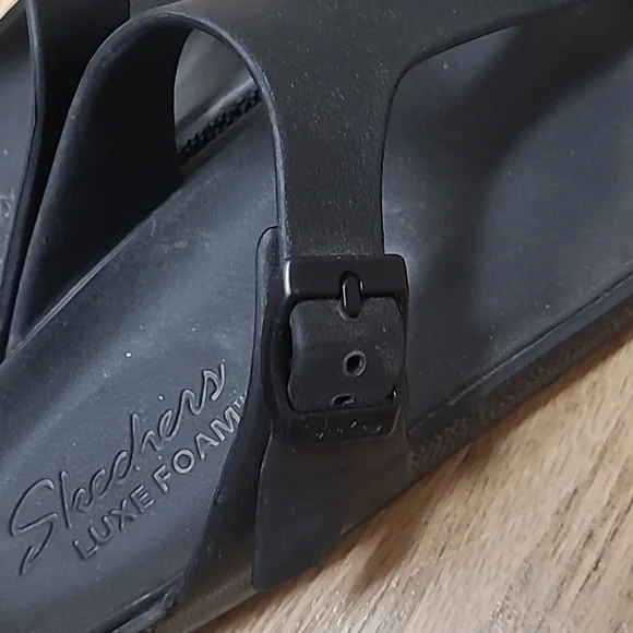 Sandals - Picture 2 of 5